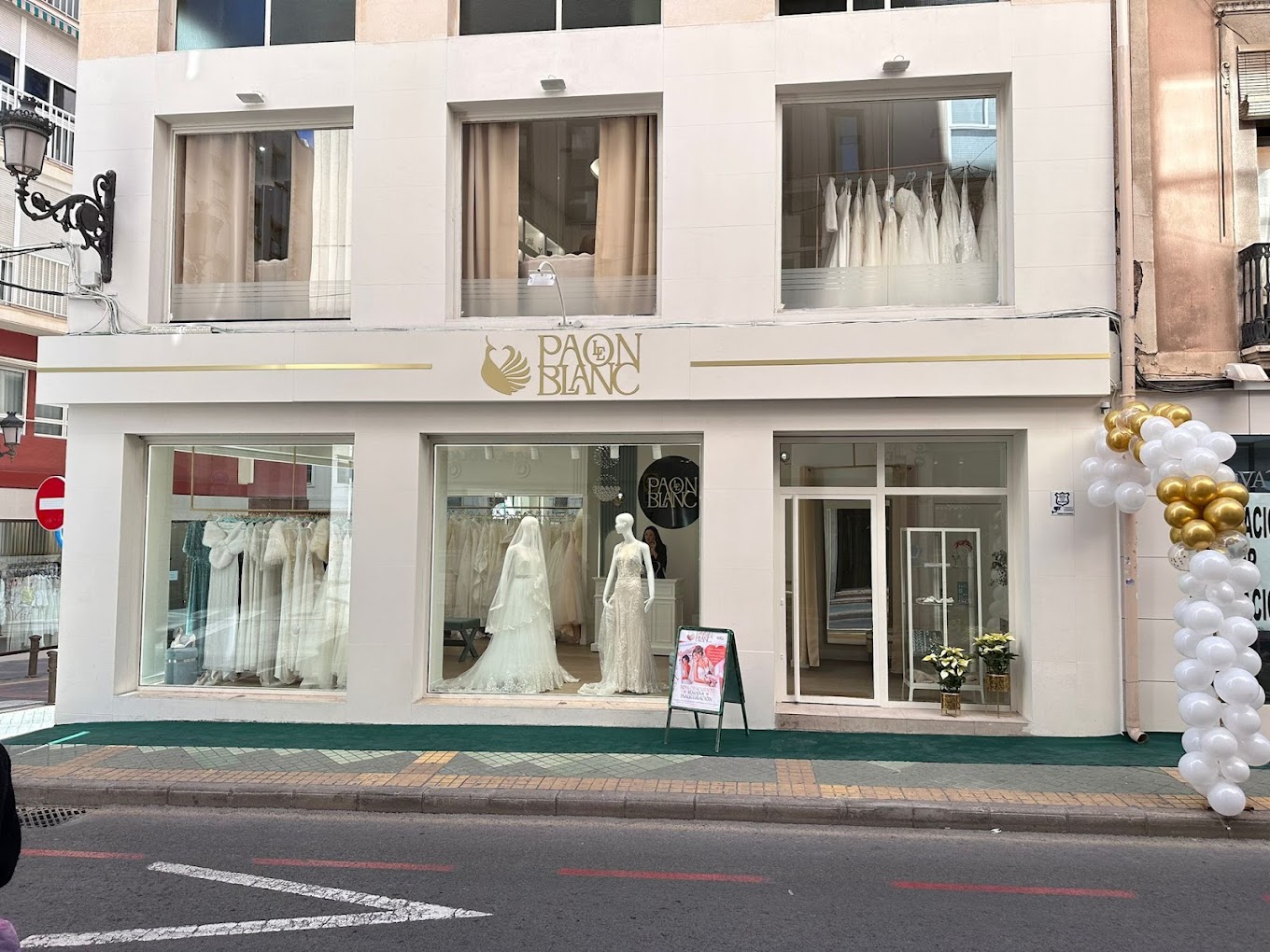 Le Paon Blanc Shopify